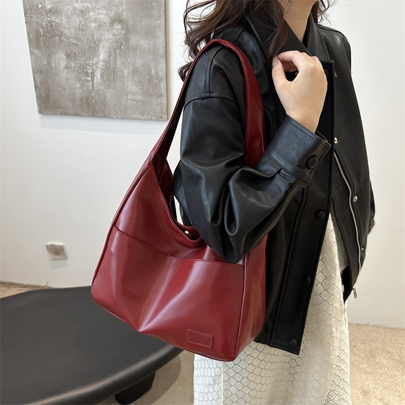 The Daily Muse Shoulder Bag